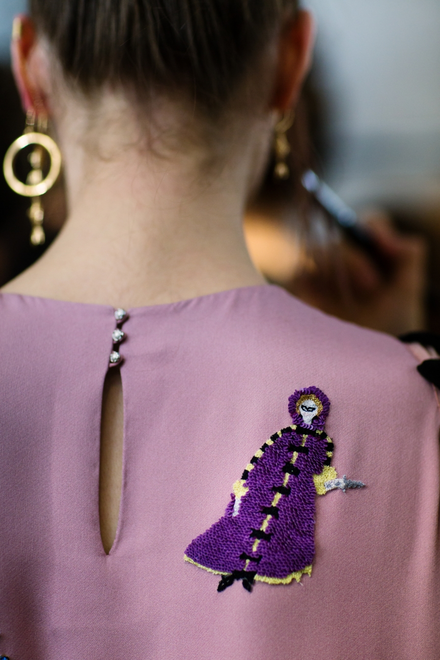 yana-davydova-backstage-ulyana-sergeenko-paris-haute-couture-fashion-week-spring-summer-2016-yd0352