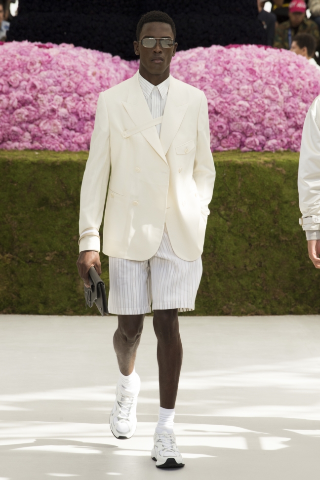 dior_men_summer-19_look-11-by-patrice-stable