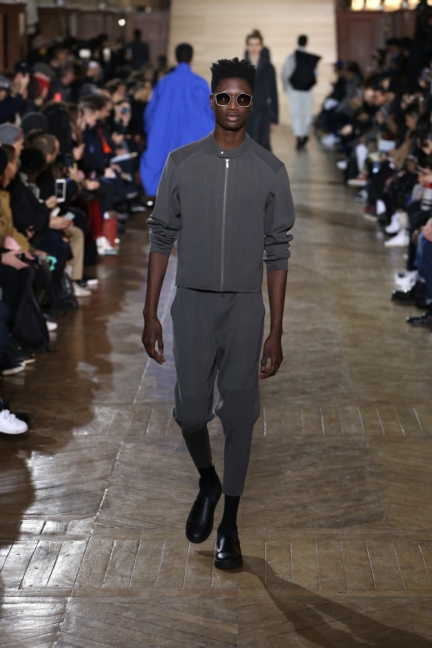 issey-miyake-men-paris-men-aw-17-30