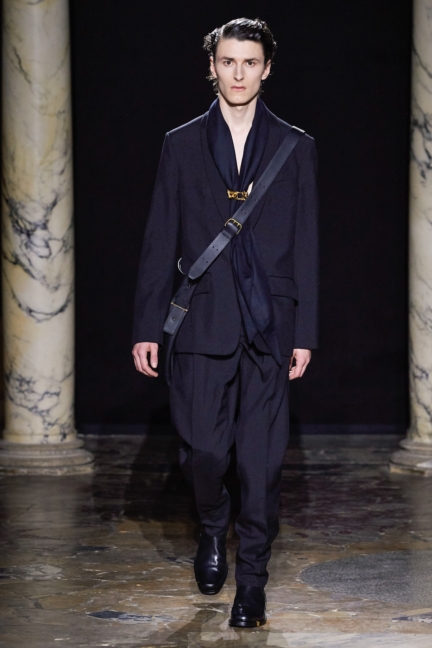 rochas-homme-fw20-look-35