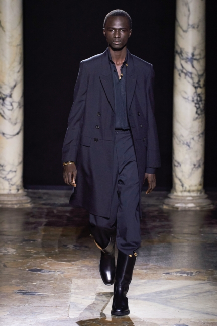 rochas-homme-fw20-look-36