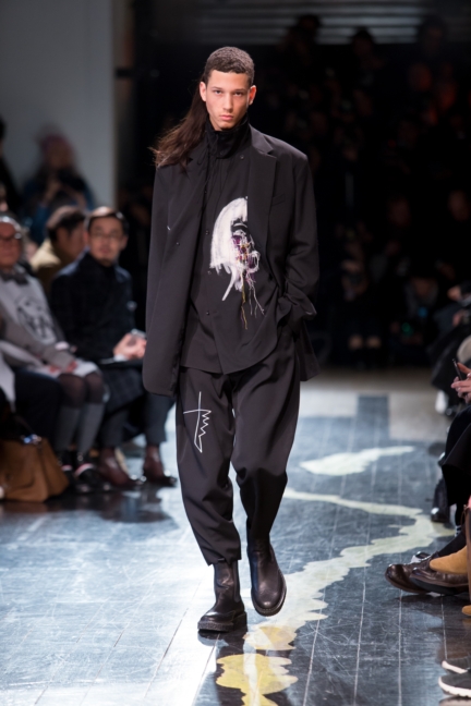 yohji-yamamoto-paris-mens-aw-16-16