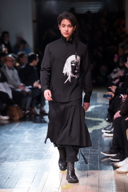 yohji-yamamoto-paris-mens-aw-16-33