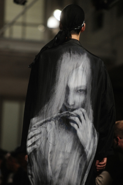 dsc_6975_yohji-yamamoto-homme-ss18-_elise-toide