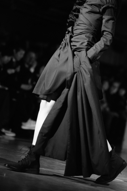 dsc_0552_yohji-yamamoto-femme-fw17_elise-toide