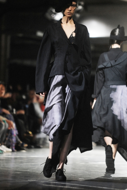 dsc_6411-yohji-yamamoto-ss18-elise-toide