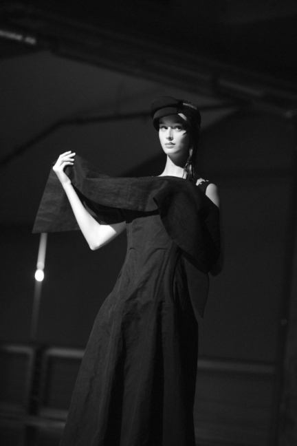 dsc_6614-yohji-yamamoto-ss18-elise-toide