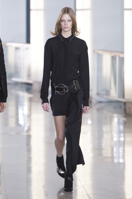 a-vaccarello_1005_aw16_pw