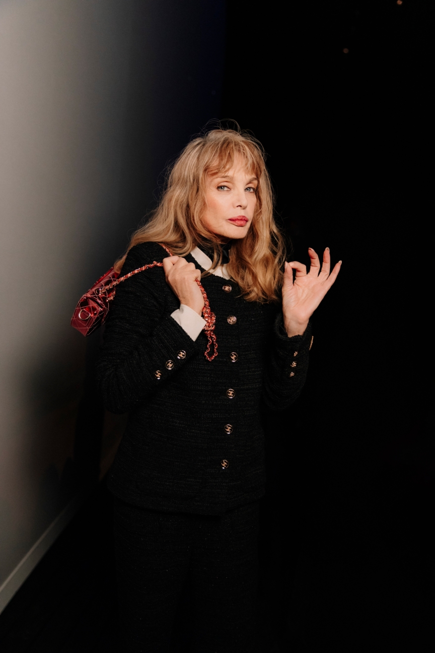 chanel_arielle_dombasle_chanel_rtw-fw24-show_march_5th_1-hd