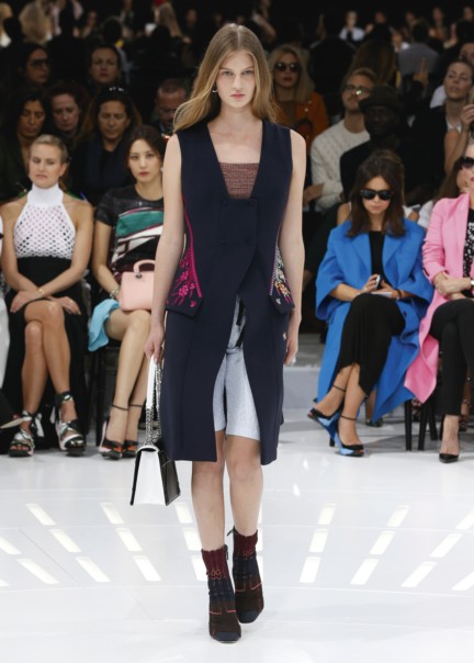 women_dior_pap_ss2015_look_25