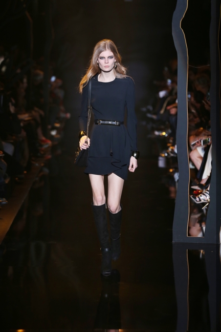 elie-saab-rtw-aw-15-16-2