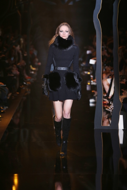 elie-saab-rtw-aw-15-16-26