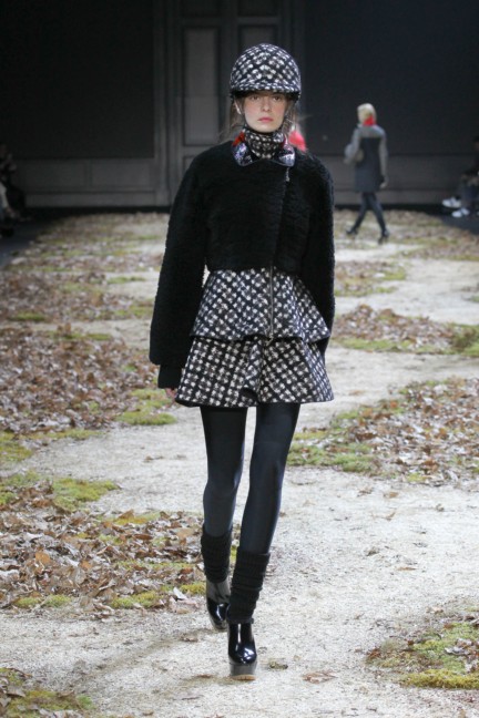 moncler-gamme-rouge-paris-fashion-week-autumn-winter-2015-runway-10