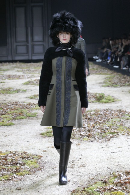 moncler-gamme-rouge-paris-fashion-week-autumn-winter-2015-runway-19