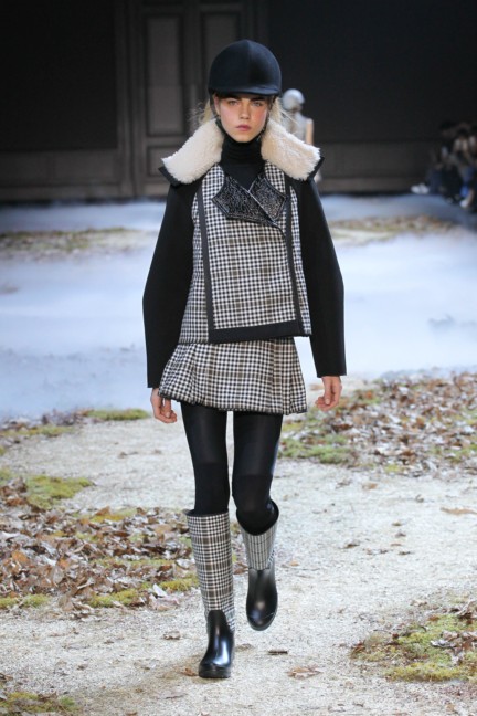 moncler-gamme-rouge-paris-fashion-week-autumn-winter-2015-runway-3