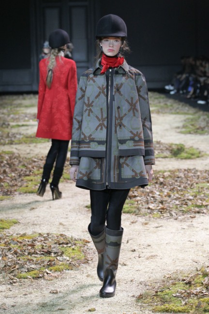 moncler-gamme-rouge-paris-fashion-week-autumn-winter-2015-runway-30