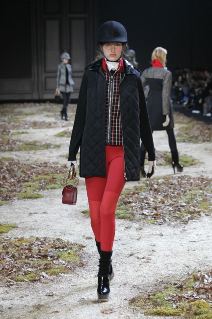 moncler-gamme-rouge-paris-fashion-week-autumn-winter-2015-runway-9