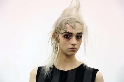 dsc_5387_yohji-yamamoto_ss15_beauty_elise-toide_l