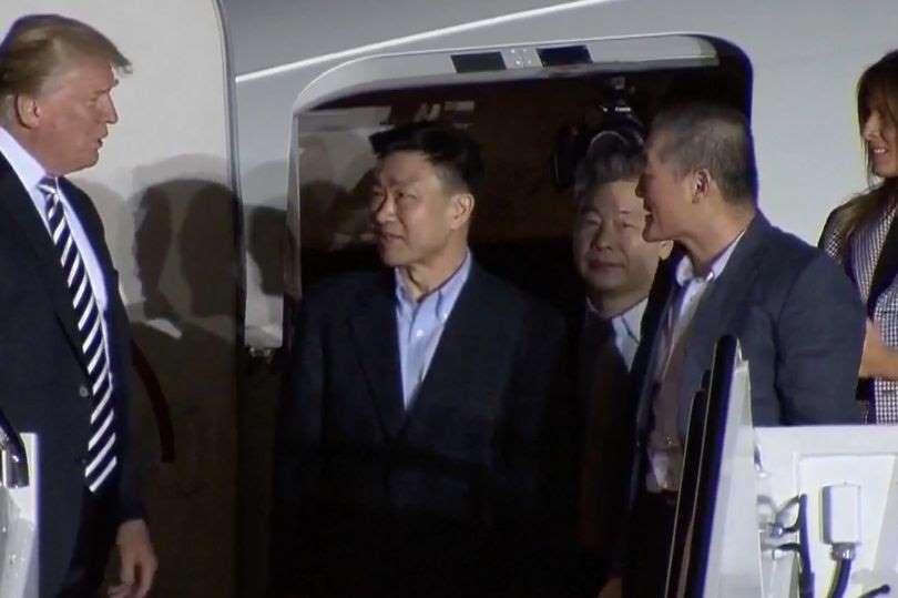 president-trump-welcomes-kim-hak-song-kim-dong-chul-kim-sang-duk-melania-trump-2