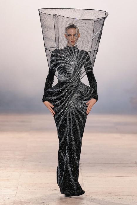 rahul-mishra-couture-ss-16-1