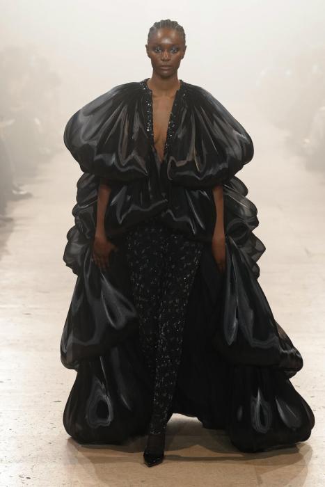 rahul-mishra-couture-ss-16-15