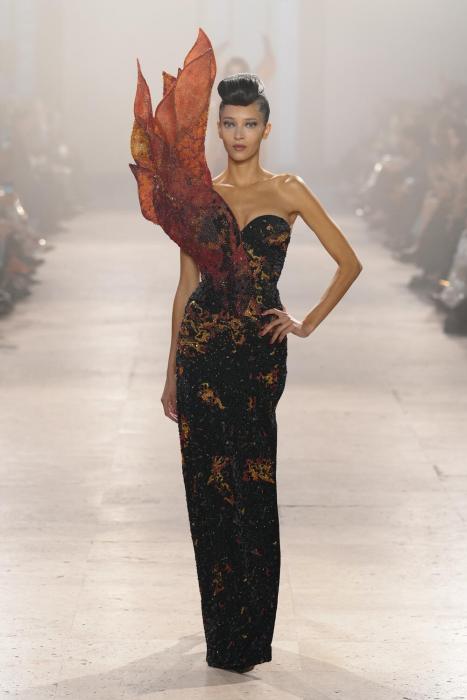 rahul-mishra-couture-ss-16-24