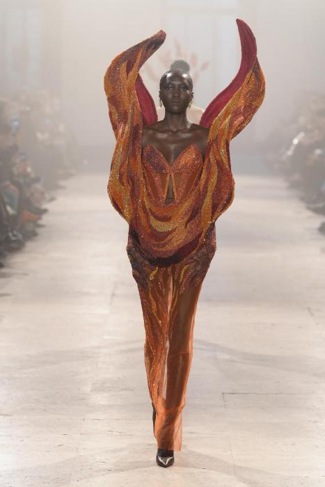 rahul-mishra-couture-ss-16-26