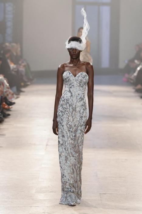 rahul-mishra-couture-ss-16-41