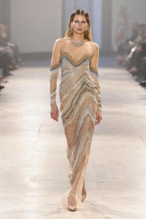 rahul-mishra-couture-ss-16-42