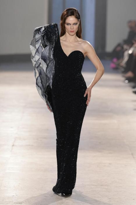 rahul-mishra-couture-ss-16-52