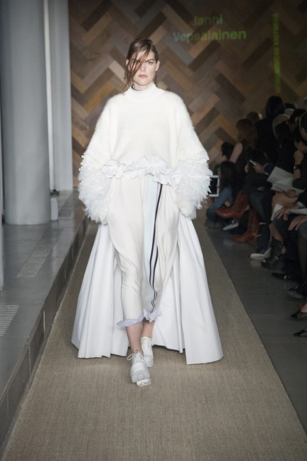 janni-vepsalainen-royal-college-of-art-2014-womenswear