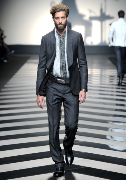 roberto-cavalli-menswear-aw1213_17