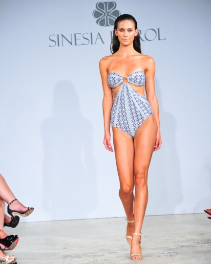 sinesia-karol-mercedes-benz-fashion-week-miami-swim-spring-summer-2015-runway-19