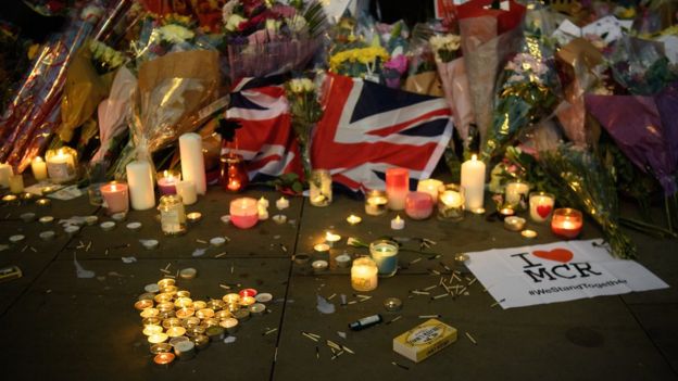 manchester-tributes-2