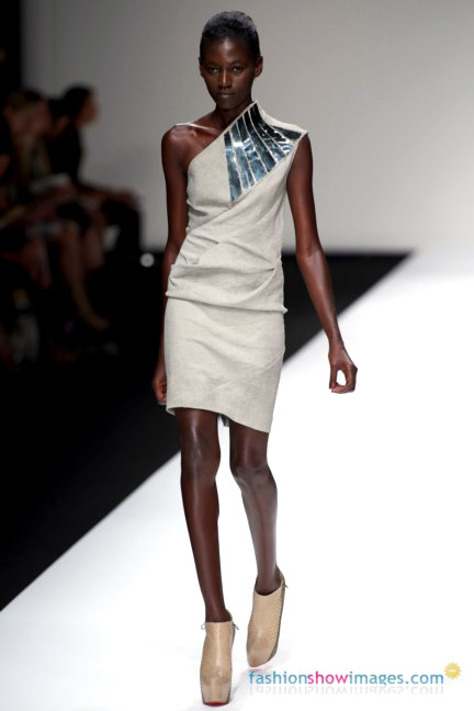 jack_hardy_lfw2010_dsc3246