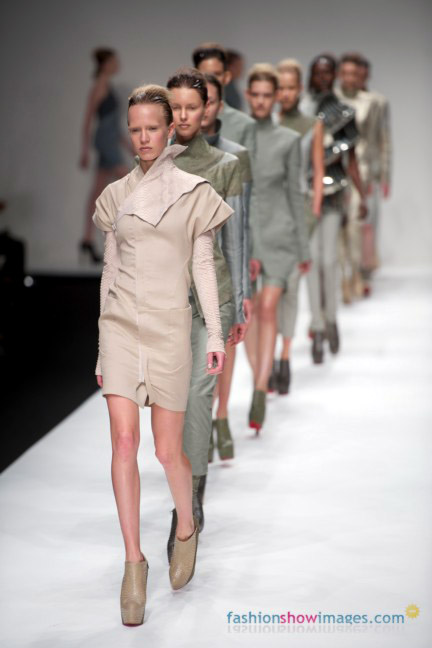 jack_hardy_lfw2010_dsc3522