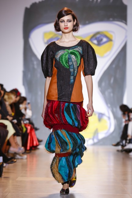 tsumori-chisato-paris-fashion-week-autumn-winter-2014-2015-runway-20