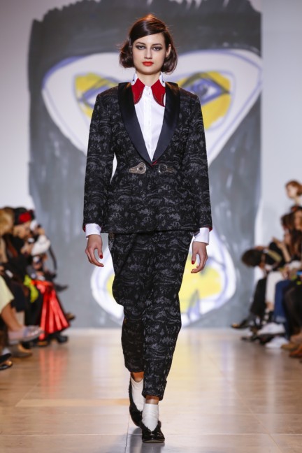 tsumori-chisato-paris-fashion-week-autumn-winter-2014-2015-runway-5