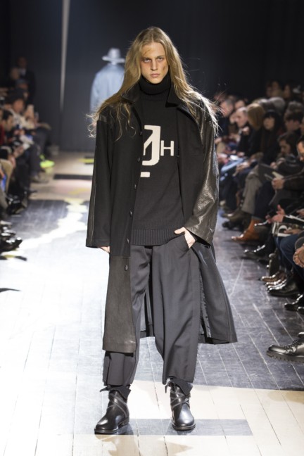 yohji-yamamoto-paris-mens-autumn-winter-2015-runway-24