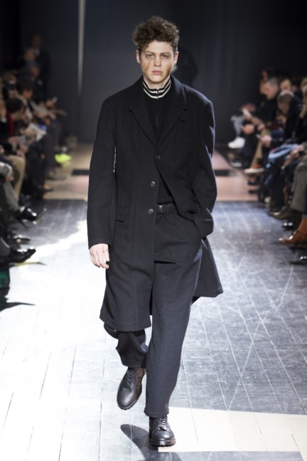 yohji-yamamoto-paris-mens-autumn-winter-2015-runway-36