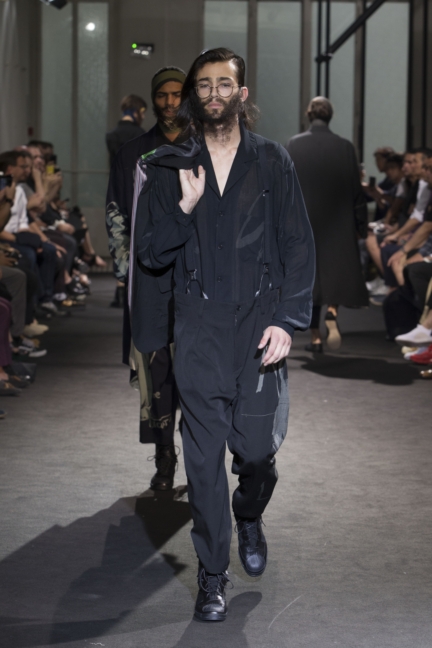 yohji-yamamoto-paris-mens-ss-17-backstage-44