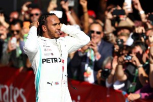 LH WINS 6TH WORLD DRIVERS CHAMPS 3