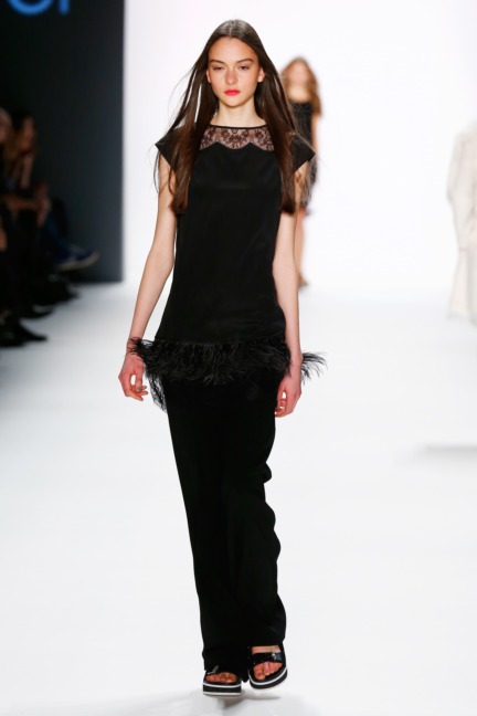 aw-2016_mercedes-benz-fashion-week-berlin_de_0045_laurel_61615