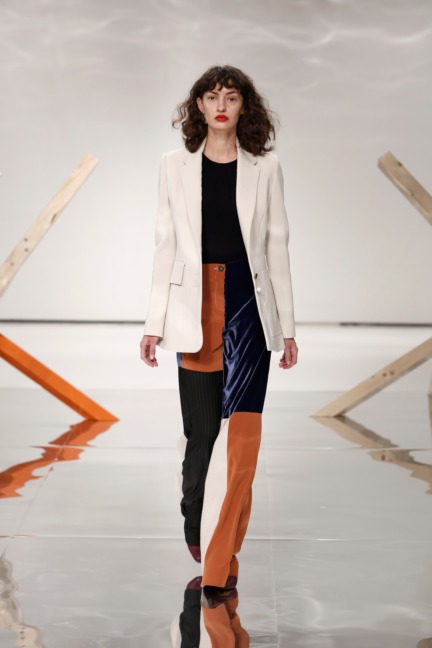 aw-2016_mercedes-benz-fashion-week-berlin_de_0009_louise-friedlaender_61358