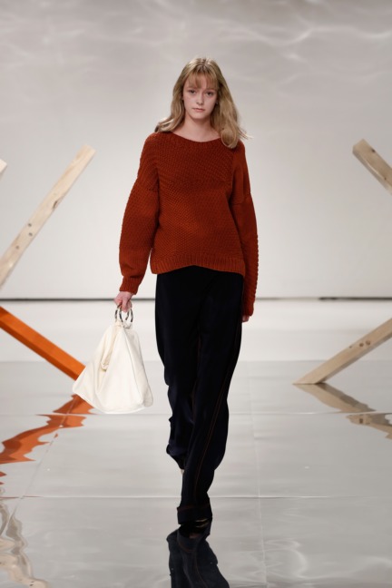 aw-2016_mercedes-benz-fashion-week-berlin_de_0021_louise-friedlaender_61346