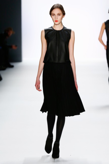 aw-2016_mercedes-benz-fashion-week-berlin_de_0004_maisonnoee_62640