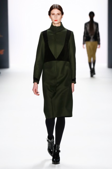 aw-2016_mercedes-benz-fashion-week-berlin_de_0037_maisonnoee_62607