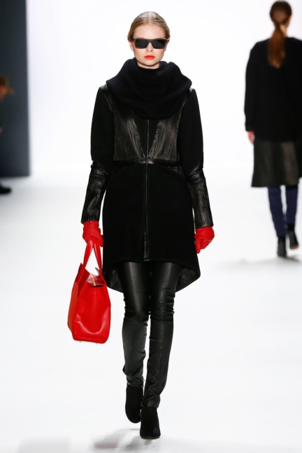 aw-2016_mercedes-benz-fashion-week-berlin_de_0041_maisonnoee_62603