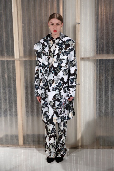 aw-2016_mercedes-benz-fashion-week-berlin_de_0008_malakaraiss_61261