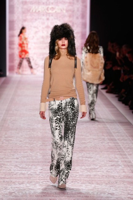 aw-2016_mercedes-benz-fashion-week-berlin_de_0009_marc-cain_60993